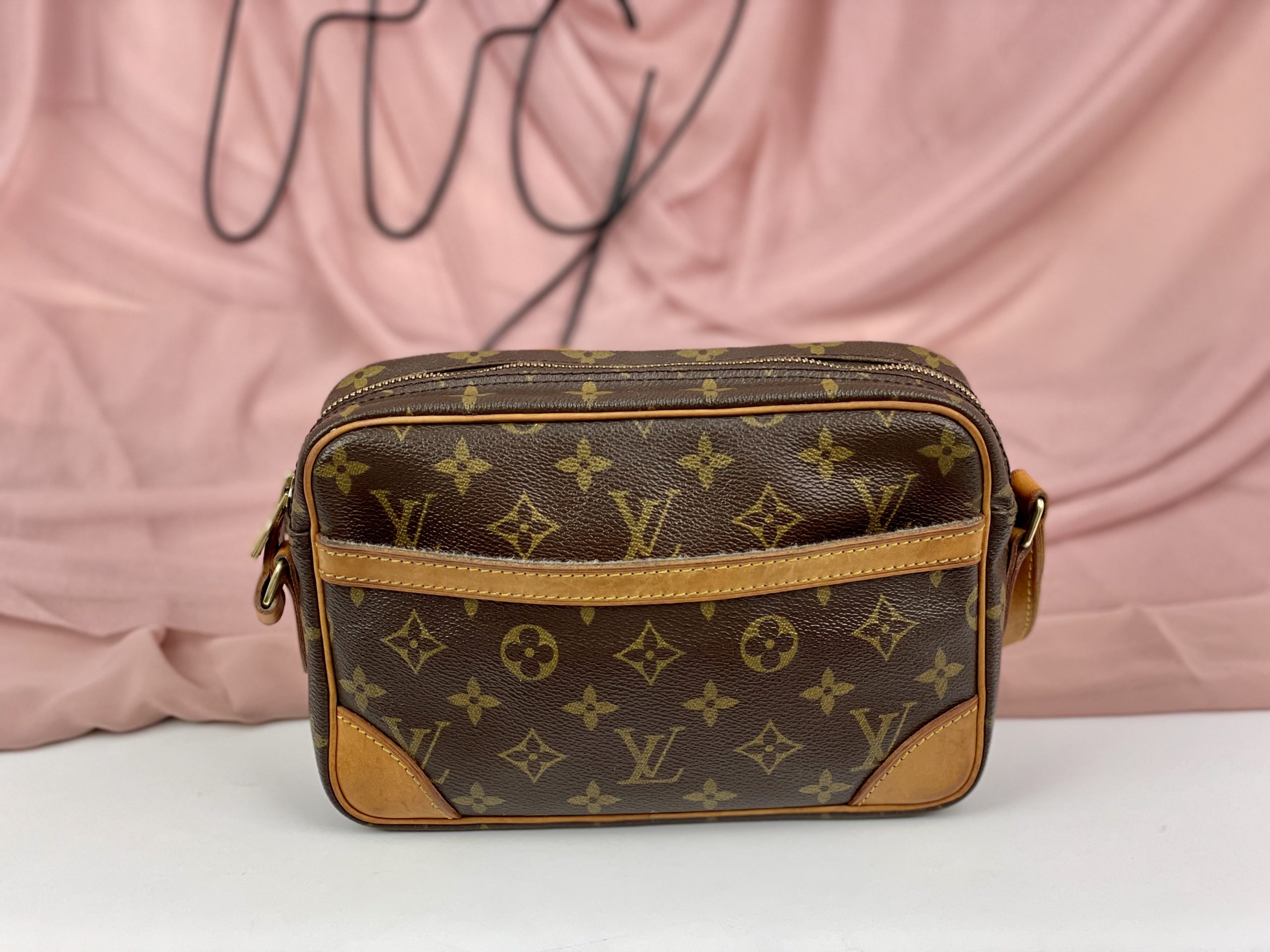 Louis Vuitton Trocadero 23 – Brand Bag Girl