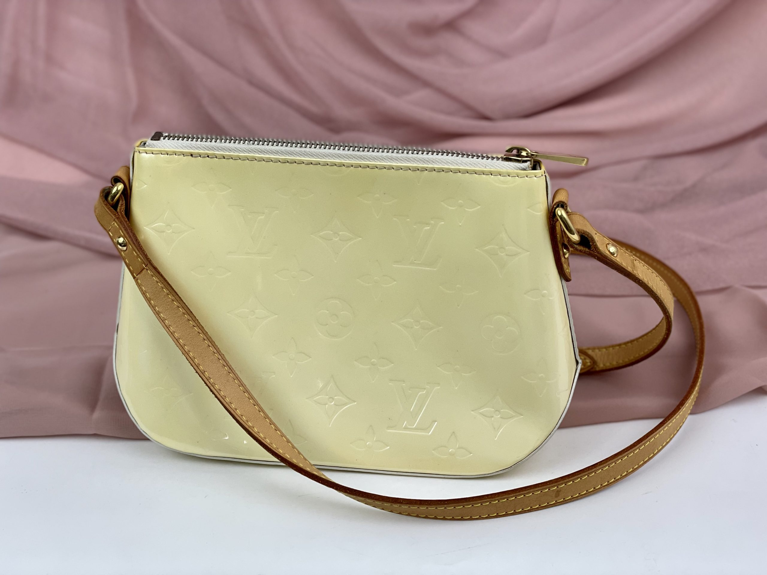 Louis Vuitton Vernis Minna Street – Brand Bag Girl