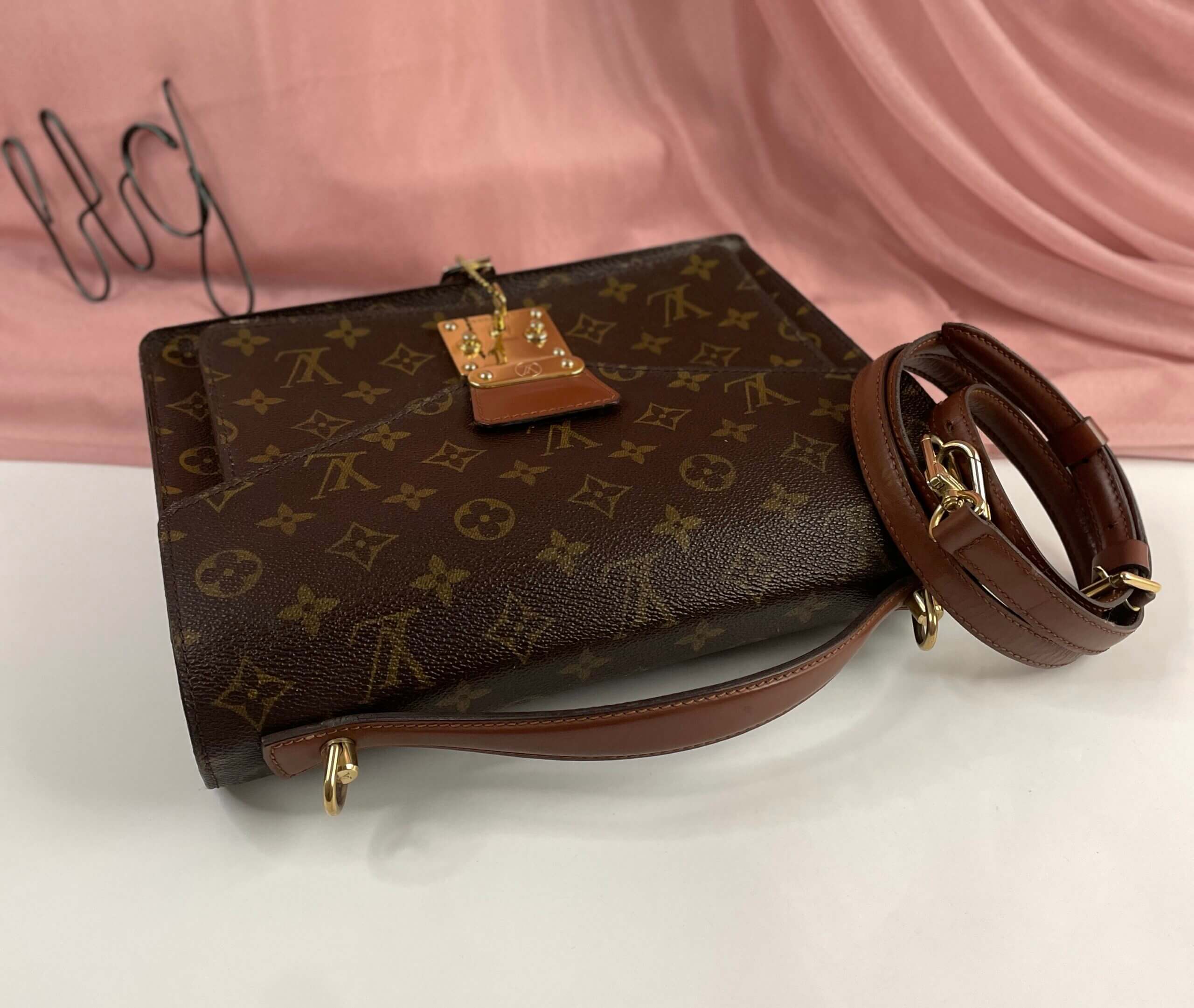 Louis Vuitton Louis Vuitton Monceau Medium Bags & Handbags for